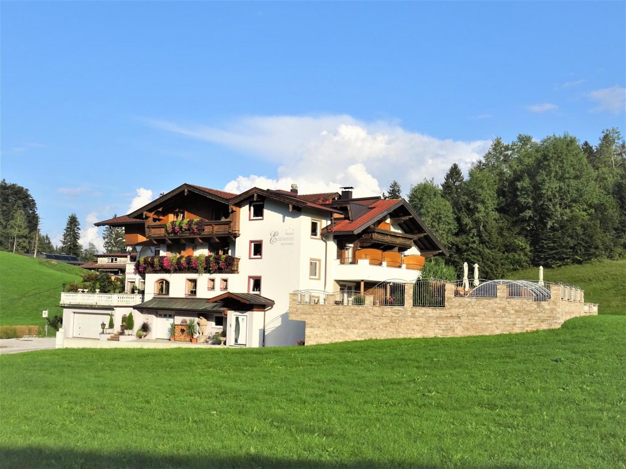 Pension Edelweiss Breitenbach am Inn Exterior foto
