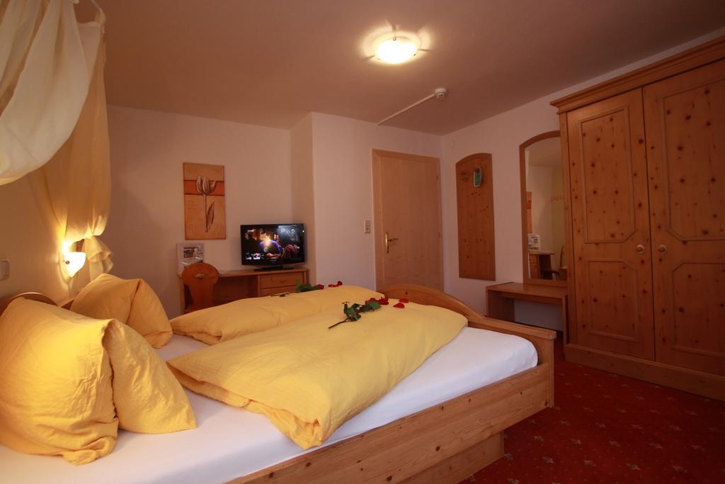 Pension Edelweiss Breitenbach am Inn Habitación foto
