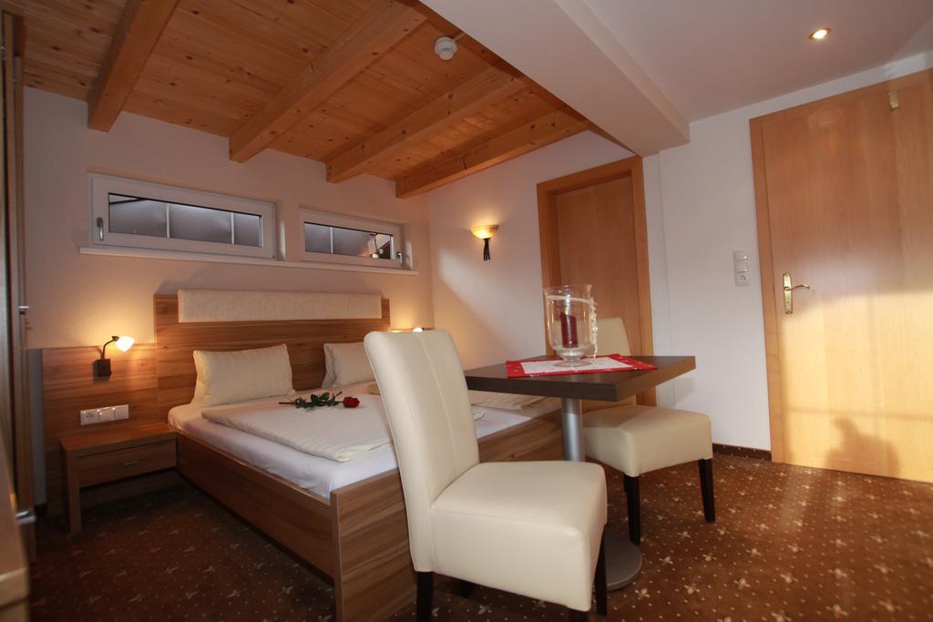 Pension Edelweiss Breitenbach am Inn Habitación foto