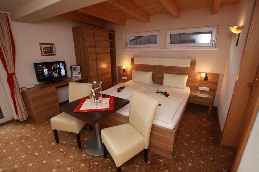 Pension Edelweiss Breitenbach am Inn Habitación foto