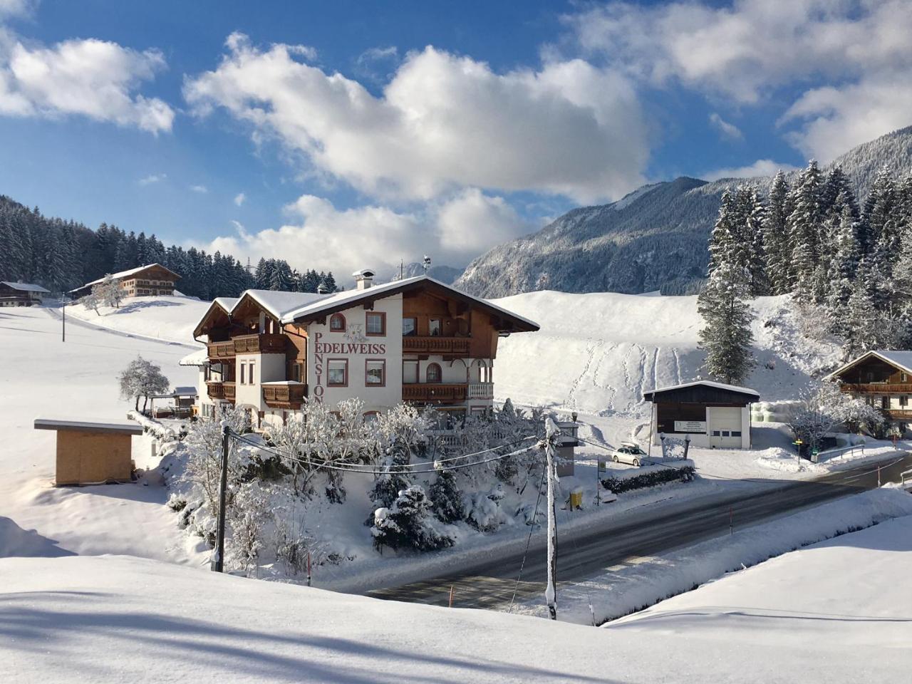 Pension Edelweiss Breitenbach am Inn Exterior foto